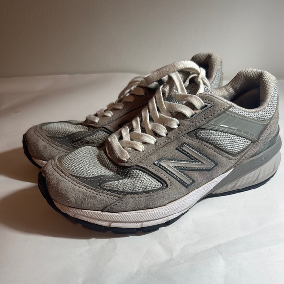 New Balance Men's Gray Running Shoes size 6.5 - Picture 1 of 7